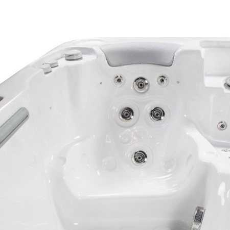 Гидромассажный мини спа-бассейн Wellis Titan